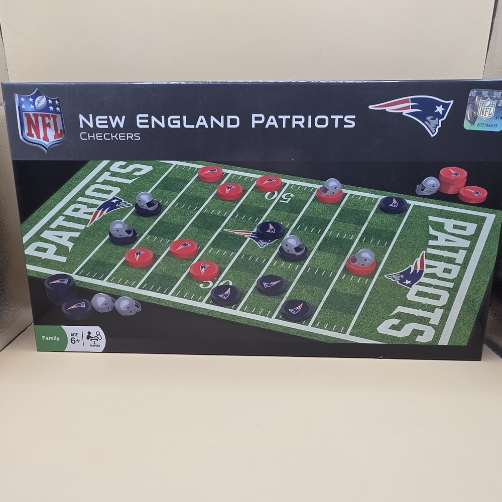 NFL New England Patriots Checkers Board Game MasterPieces - Picture 1 of 4